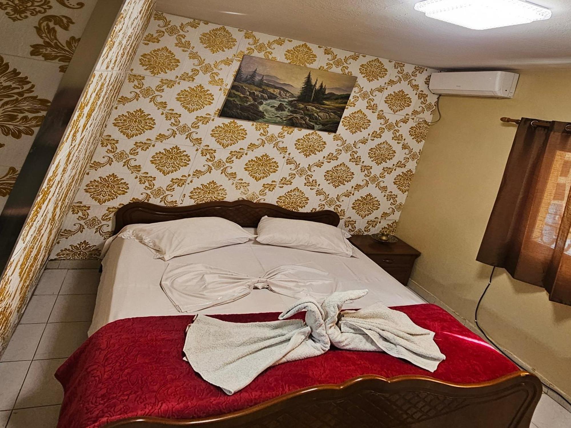Dafina Hotel 티라나 객실 사진