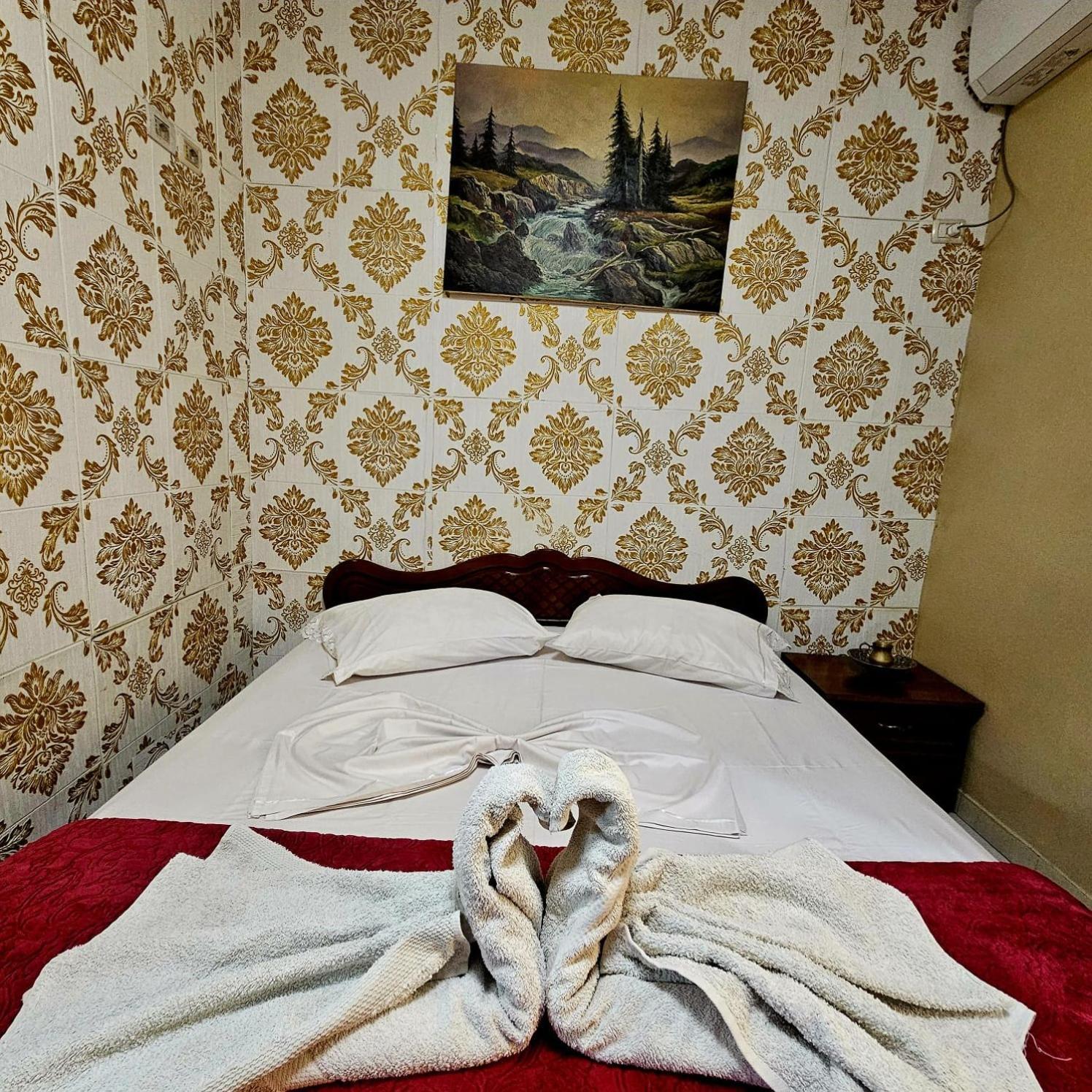 Dafina Hotel 티라나 외부 사진