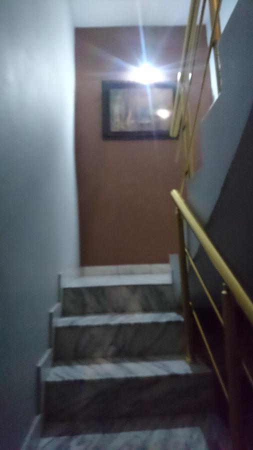 Dafina Hotel 티라나 외부 사진