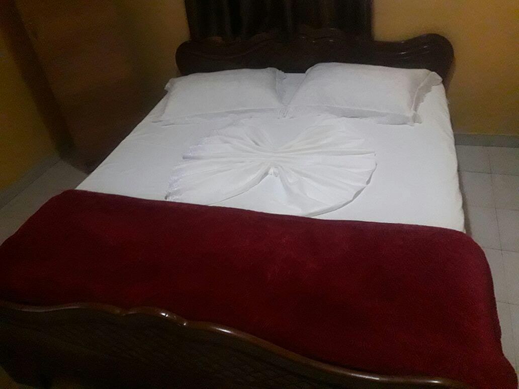Dafina Hotel 티라나 외부 사진