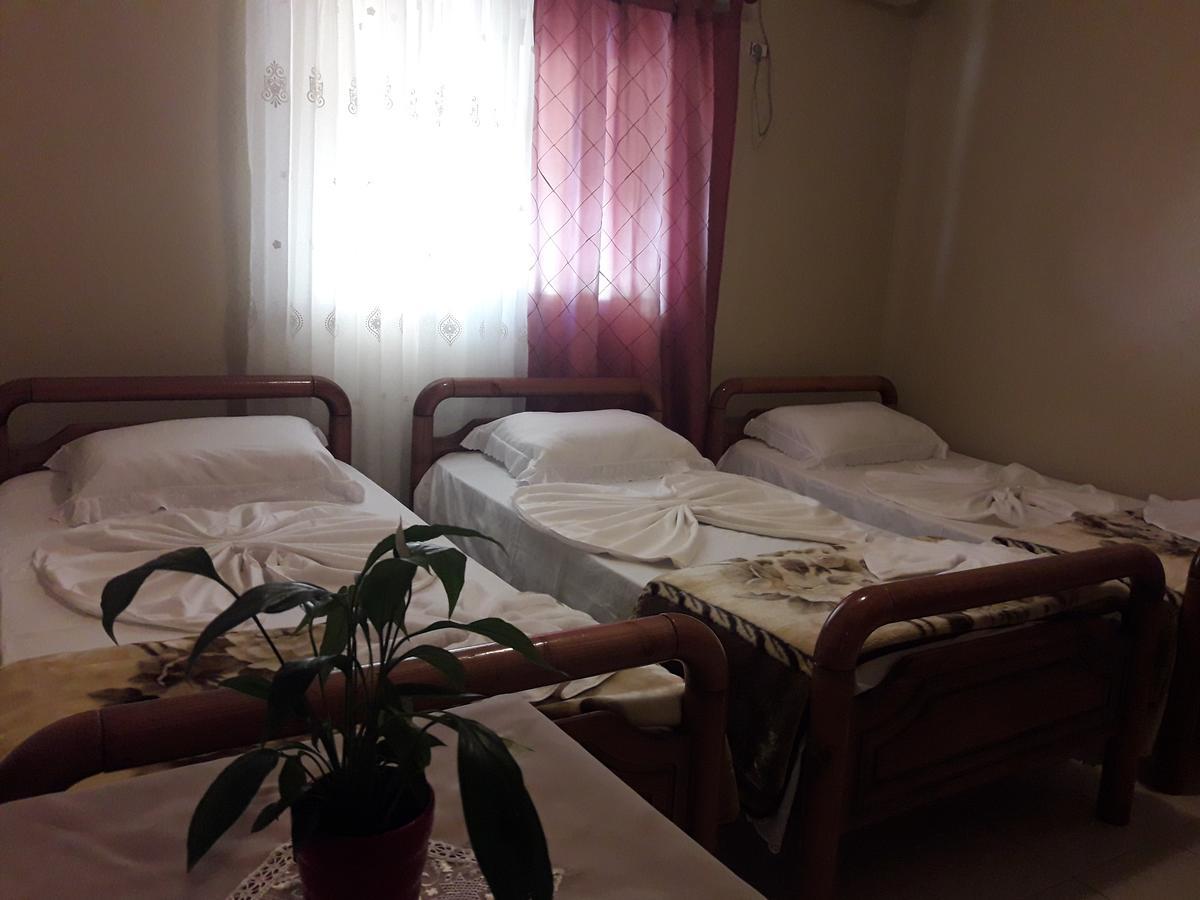 Dafina Hotel 티라나 외부 사진